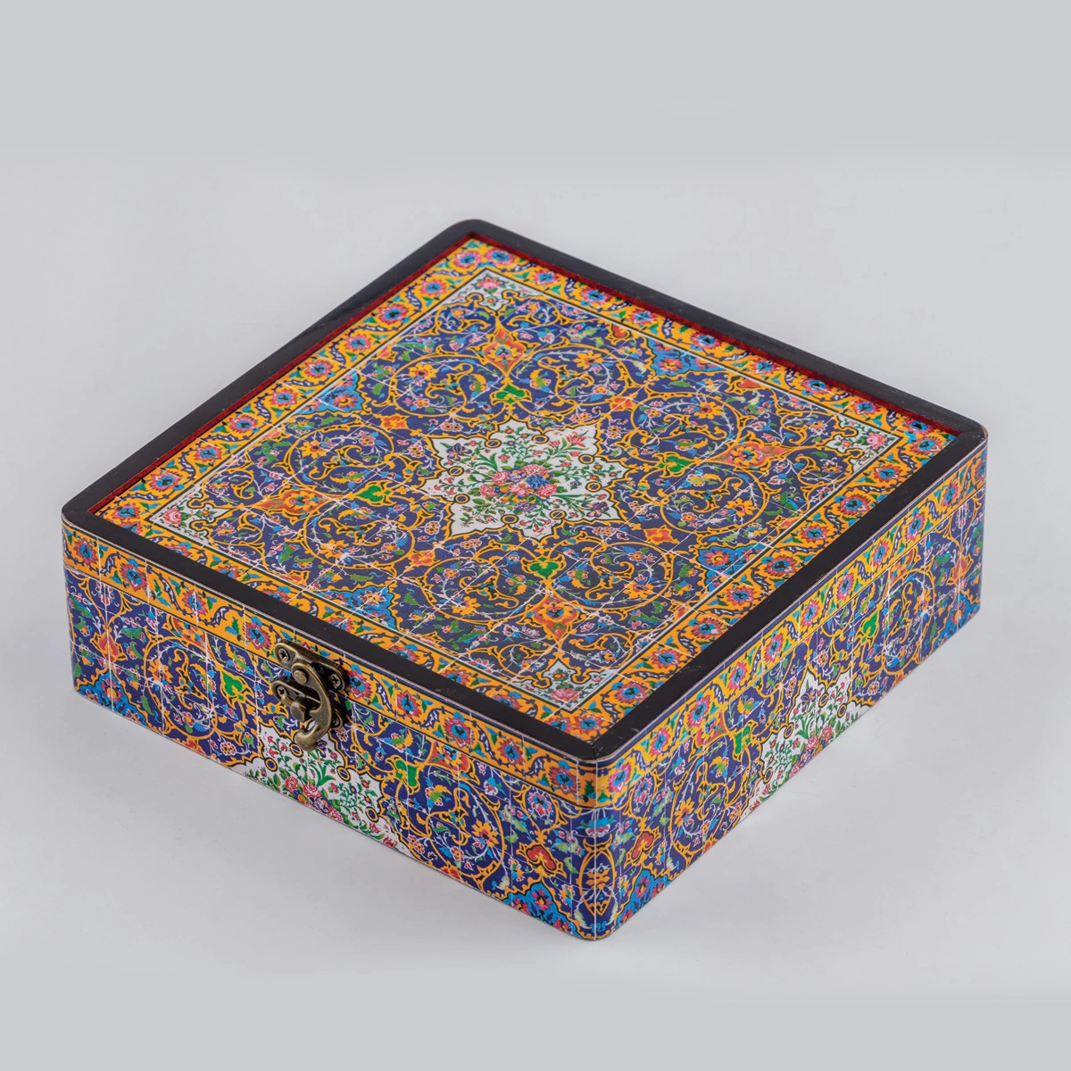 جعبه کادویی طرح کاشی مسجد شیخ لطف الله آنتیک