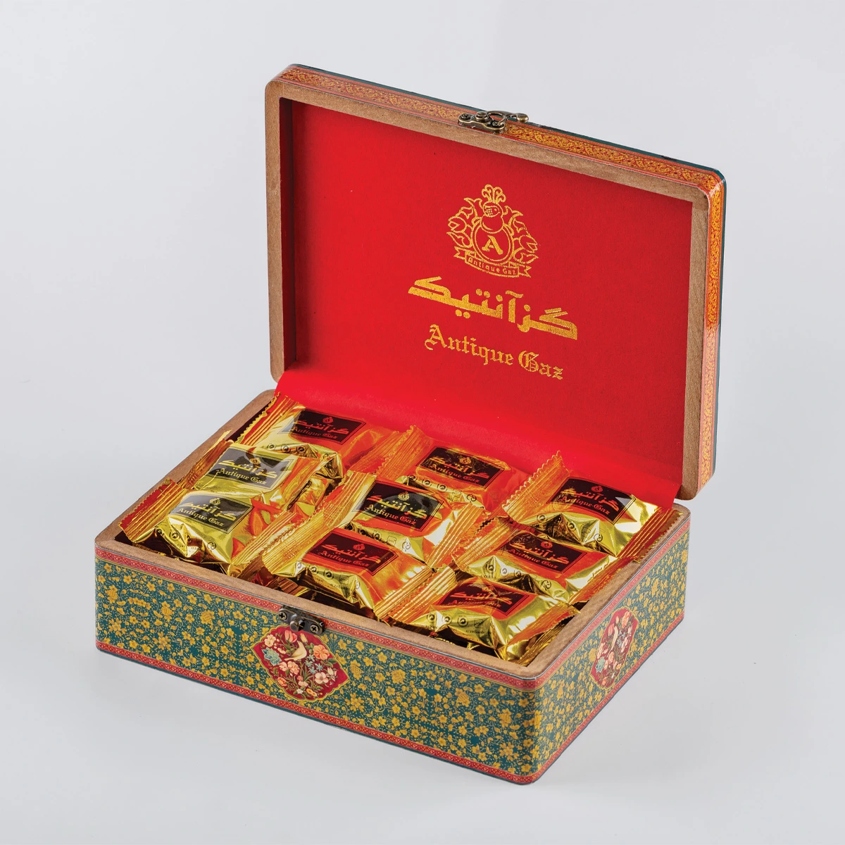 جعبه کادویی دکوپاژ گل و مرغ آنتیک