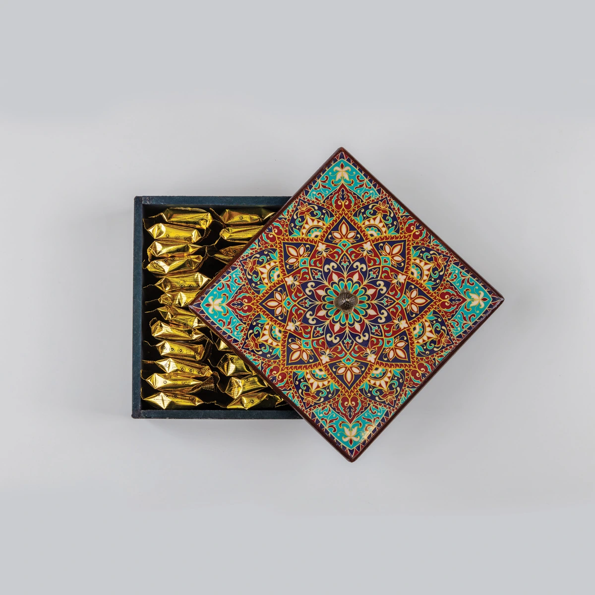 جعبه کادویی دکوپاژ گز خوری آنتیک